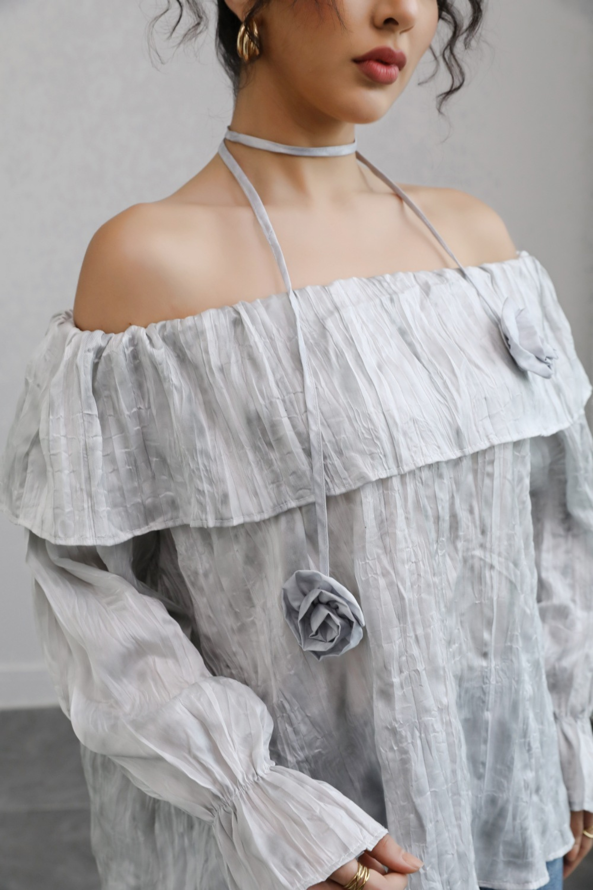 Off-Shoulder 3D Tie Blouse