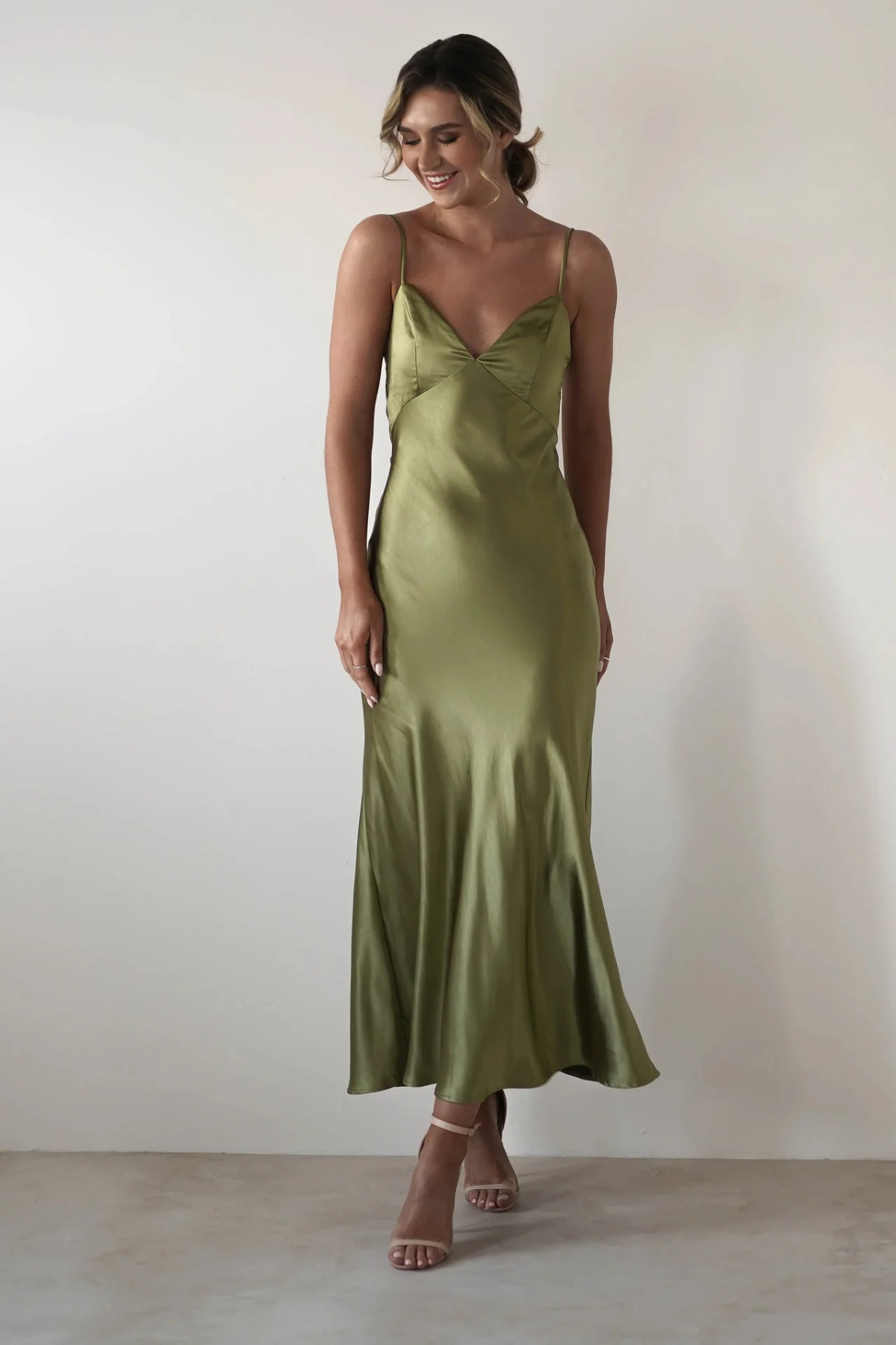Backless Tie Detail V-Neck Maxi Dress
