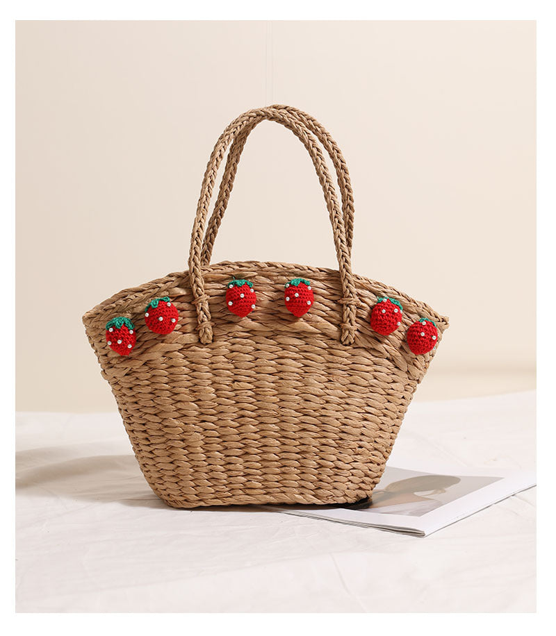 Cute Strawberry Portable Vegetable Basket Bag Hand Carrying Large Capacity Straw Bag Vacation Beach Bag Hand Woven Bag