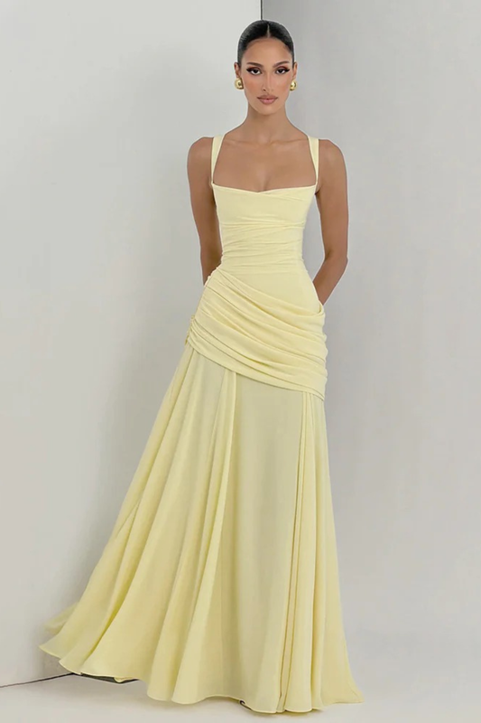 Elegant Summer Fitted Dress